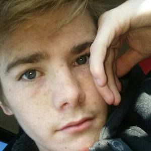 Meet your Posher, Cody